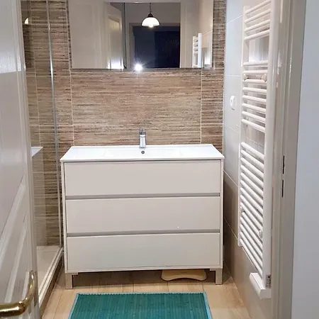 아파트 Apartment Montee Des Grimonds 생로랑뒤바르