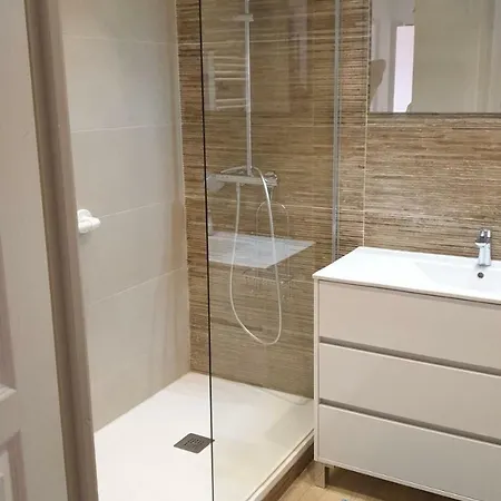 아파트 Apartment Montee Des Grimonds 생로랑뒤바르