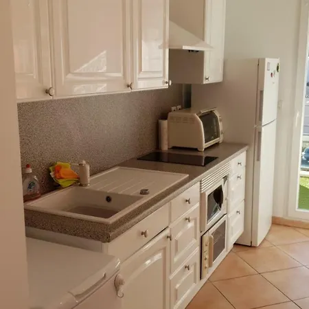 Apartment Montee Des Grimonds 아파트